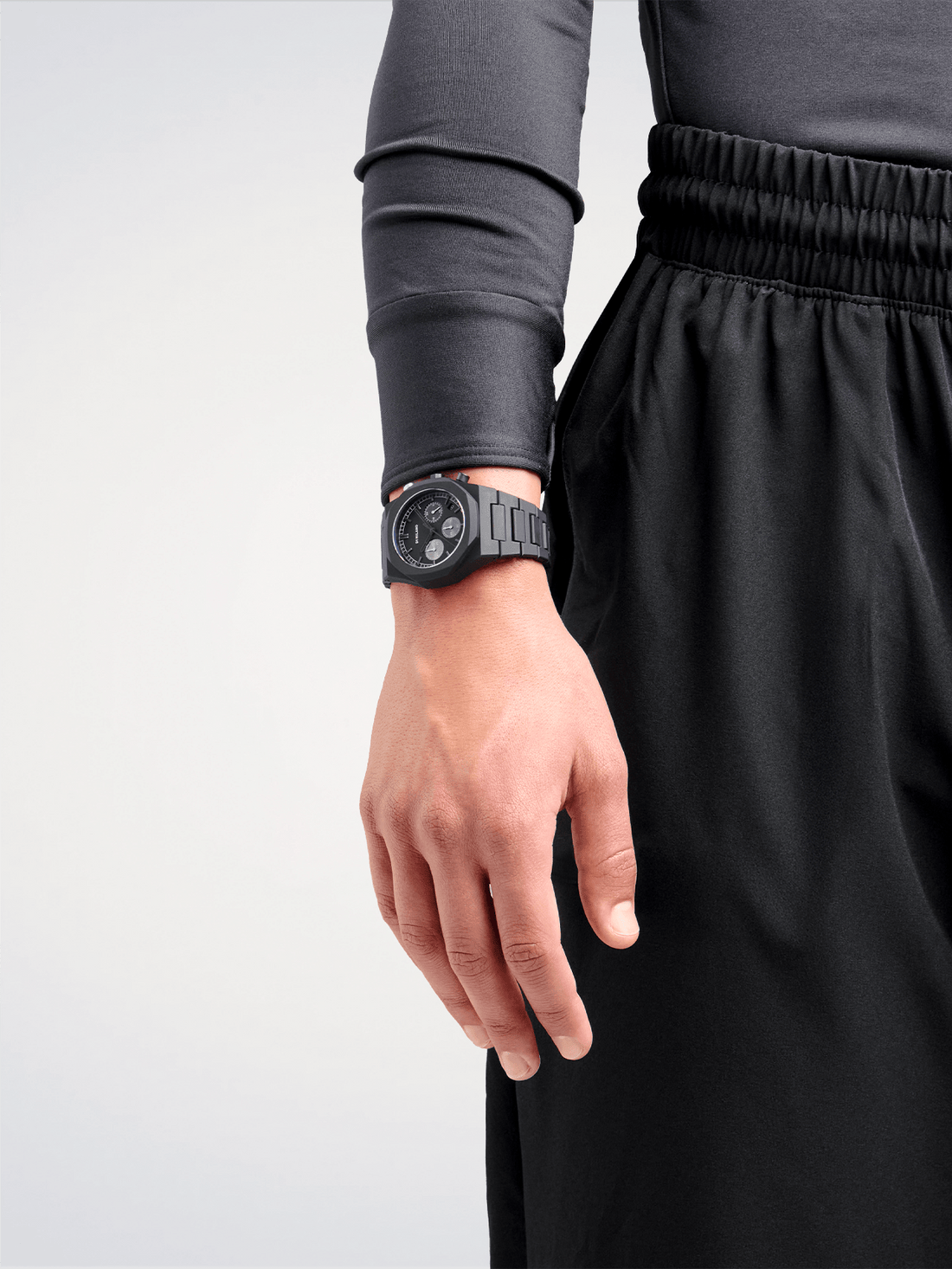Polychrono Characoal Black, view 2